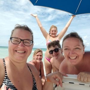 Meet your Posher, Anthony